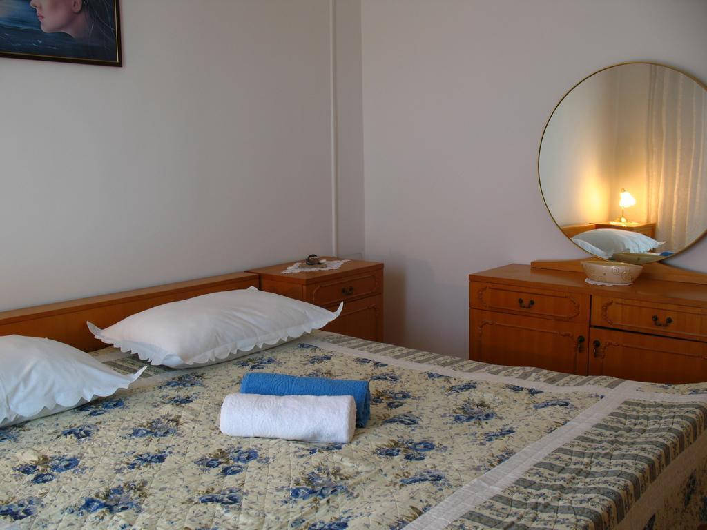 Apartments Culav Makarska Quarto foto